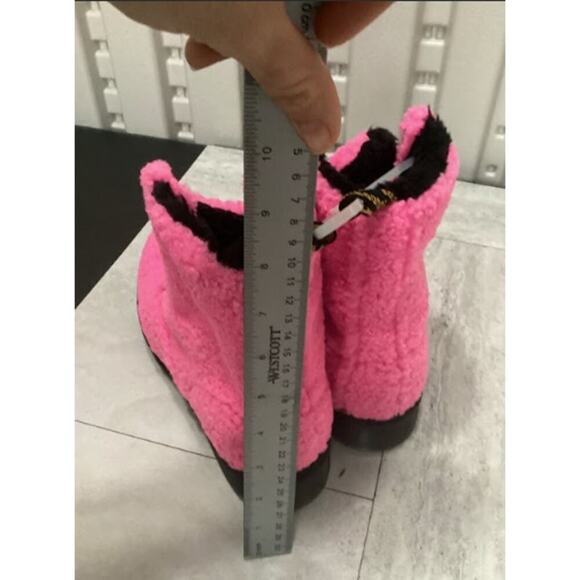 New Womens Dr. Martens 1460 8 Eye Boot Lux Borg Fuzzy Pink Doc - Picture 4 of 6